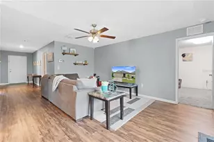 1717 Chatham Green Circle, Ruskin, FL 33570 - Photo 13