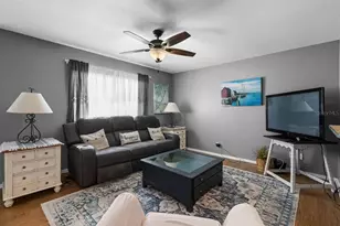1802 Bedford Terrace, Sun City Center, FL 33573 - Photo 5