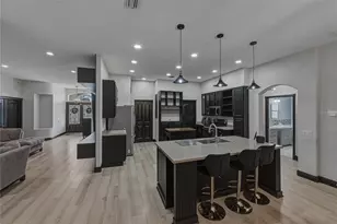 1808 Tangledvine Dr, Wesley Chapel, FL 33543 - Photo 25