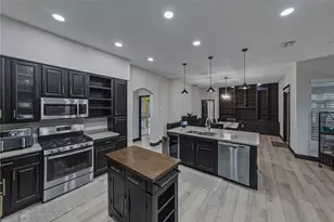 1808 Tangledvine Dr, Wesley Chapel, FL 33543 - Photo 23