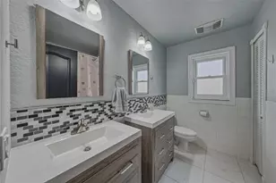 1808 Tangledvine Dr, Wesley Chapel, FL 33543 - Photo 29