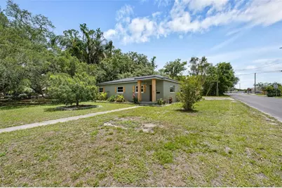2001 E Powhatan Avenue, Tampa, FL 33610 - Photo 39
