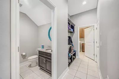 31973 Mardelle Place, Wesley Chapel, FL 33543 - Photo 33