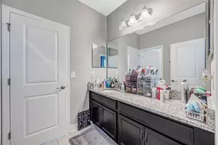 31973 Mardelle Pl, Wesley Chapel, FL 33543 - Photo 43