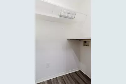 10019 Courtney Palms Boulevard #101, Tampa, FL 33619 - Photo 17