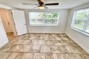 4233 Belle Isle Ct, New Port Richey, FL 34653 - Photo 7