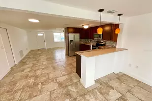 4233 Belle Isle Ct, New Port Richey, FL 34653 - Photo 3