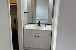 5855 16th St S, Saint Petersburg, FL 33705 - Photo 11