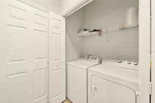 4680 Vignette Wy, Sarasota, FL 34240 - Photo 17