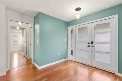 4308 Middle Lake Drive, Tampa, FL 33624 - Photo 5