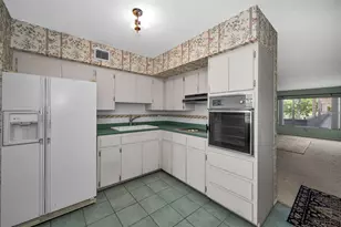 2072 Australia Way W, Clearwater, FL 33763 - Photo 15