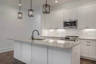 5813 N 18th St, Tampa, FL 33610 - Photo 9