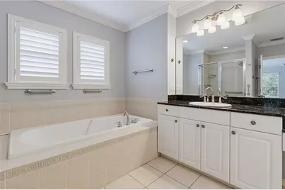 2889 Bayshore Trails Drive, Tampa, FL 33611 - Photo 41