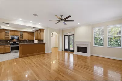 2889 Bayshore Trails Drive, Tampa, FL 33611 - Photo 5