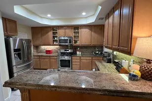 2889 Bayshore Trails Dr, Tampa, FL 33611 - Photo 11