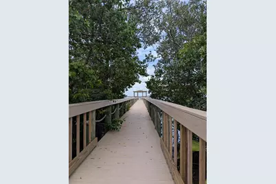 2889 Bayshore Trails Drive, Tampa, FL 33611 - Photo 49