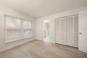 3408 Cullendale Dr, Tampa, FL 33618 - Photo 13