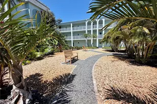 1706 Belleair Forest Dr, Belleair, FL 33756 - Photo 25