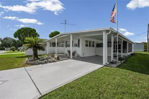 37250 Beverly Ave, Zephyrhills, FL 33542 - Photo 1