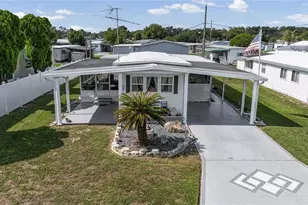 37250 Beverly Ave, Zephyrhills, FL 33542 - Photo 21