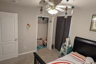 2024 Samantha Ln, Valrico, FL 33594 - Photo 15