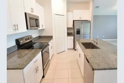 9685 Branching Ship Trace, Wesley Chapel, FL 33545 - Photo 5
