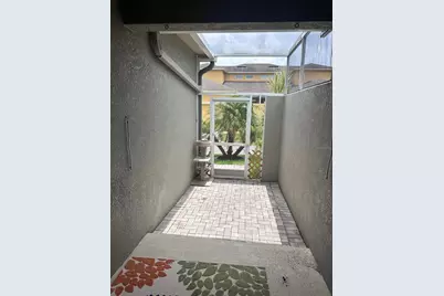 6928 Duffy Lane, Tampa, FL 33616 - Photo 17