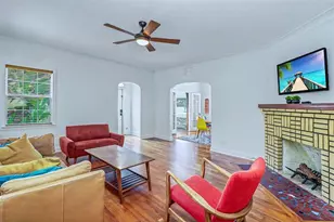 1127 22nd Ave N, Saint Petersburg, FL 33704 - Photo 5