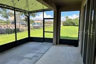 4782 White Sanderling Ct, Tampa, FL 33619 - Photo 9