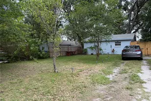 613 1st Ave NE, Largo, FL 33770 - Photo 1