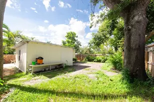 1840 51st St S, Gulfport, FL 33707 - Photo 9