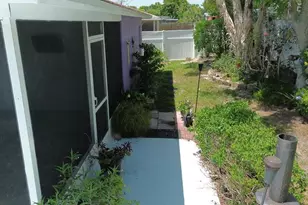 9836 Morehead Ln, Port Richey, FL 34668 - Photo 33