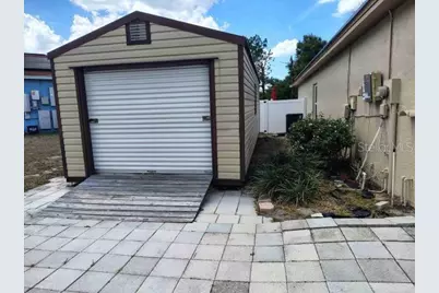 902 Greenbelt Circle, Brandon, FL 33510 - Photo 15