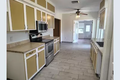 902 Greenbelt Circle, Brandon, FL 33510 - Photo 9