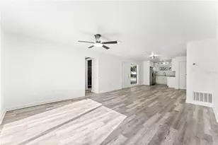 6221 Florida Cir E, Apollo Beach, FL 33572 - Photo 7