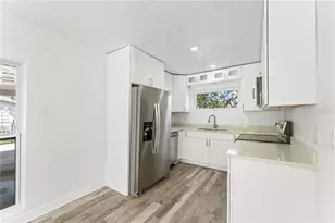 6221 Florida Cir E, Apollo Beach, FL 33572 - Photo 3