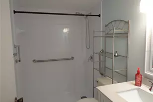 13608 S Village Dr, Tampa, FL 33618 - Photo 15
