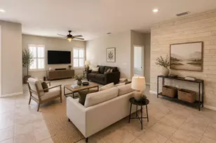 18217 Falling Pine Needle Ln, Land O Lakes, FL 34638 - Photo 3