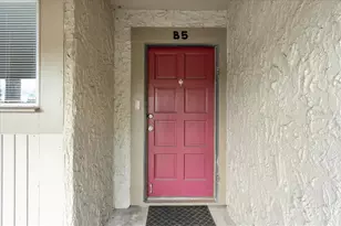 6332 Newtown Cir, Tampa, FL 33615 - Photo 5