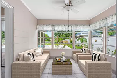 126 W Grapefruit Circle, Clearwater, FL 33759 - Photo 9