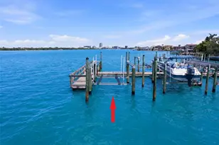 200 Brightwater Dr, Clearwater Beach, FL 33767 - Photo 3