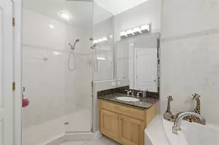 200 Brightwater Dr, Clearwater Beach, FL 33767 - Photo 23