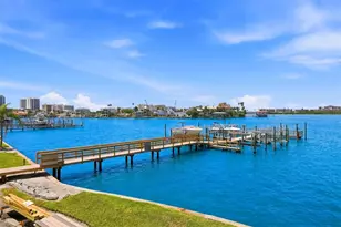 200 Brightwater Dr, Clearwater Beach, FL 33767 - Photo 11