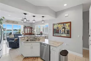 200 Brightwater Dr, Clearwater Beach, FL 33767 - Photo 7