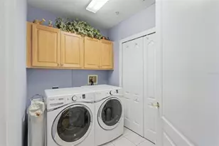 200 Brightwater Dr, Clearwater Beach, FL 33767 - Photo 25