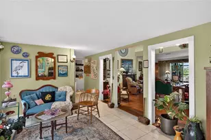 1411 Jacobson Cir, Sun City Center, FL 33573 - Photo 9