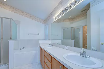 18927 Twinberry Drive, Tampa, FL 33647 - Photo 19