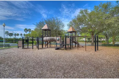 18927 Twinberry Drive, Tampa, FL 33647 - Photo 37