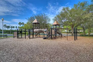18927 Twinberry Dr, Tampa, FL 33647 - Photo 37