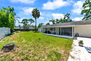 13603 Westshire Dr, Tampa, FL 33618 - Photo 11